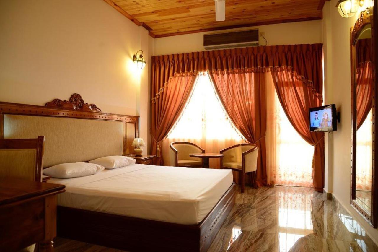 Hotel Sudu Araliya Полоннарува Экстерьер фото